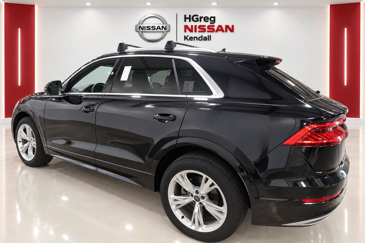 Used 2019 Audi Q8 Premium Plus AWD/4WD image 2