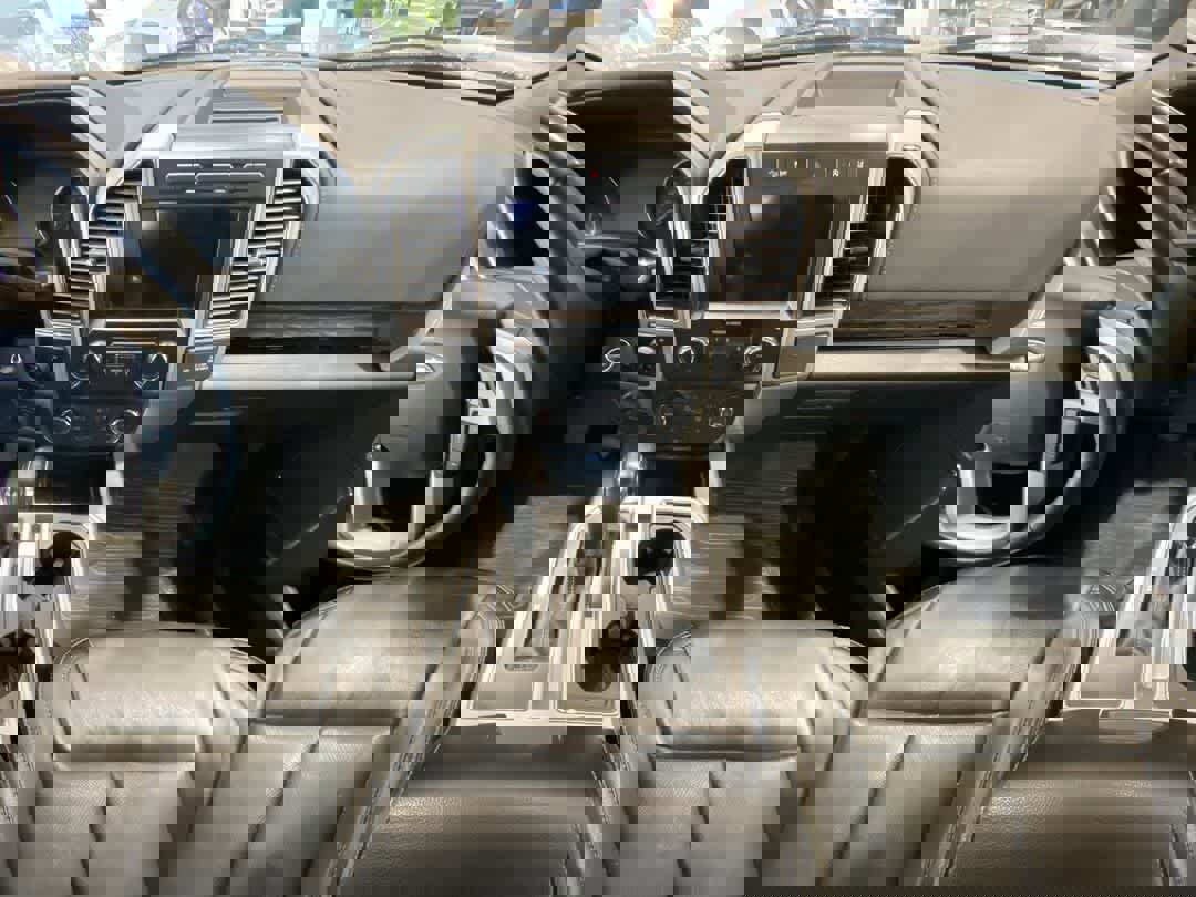 Used 2020 Ford F150 Lariat image 23