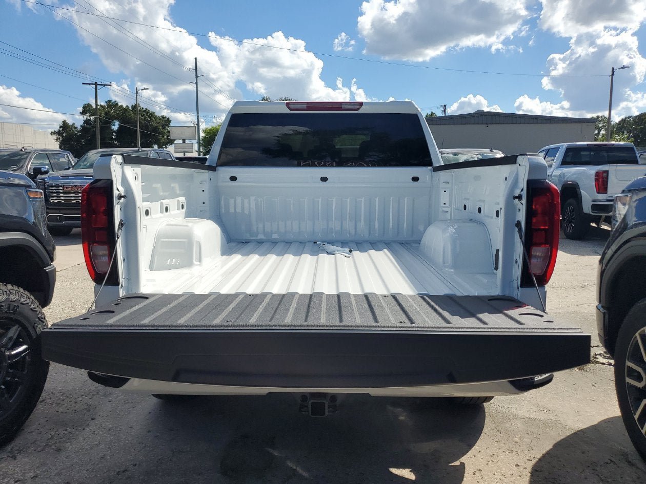 New 2026 GMC Sierra 1500 Pro w/ Graphite Edition AWD/4WD image 9