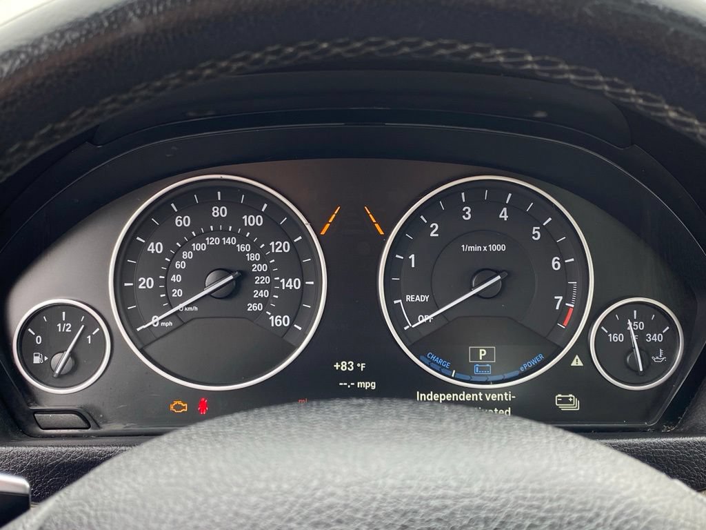 Used 2016 BMW 330e RWD image 26