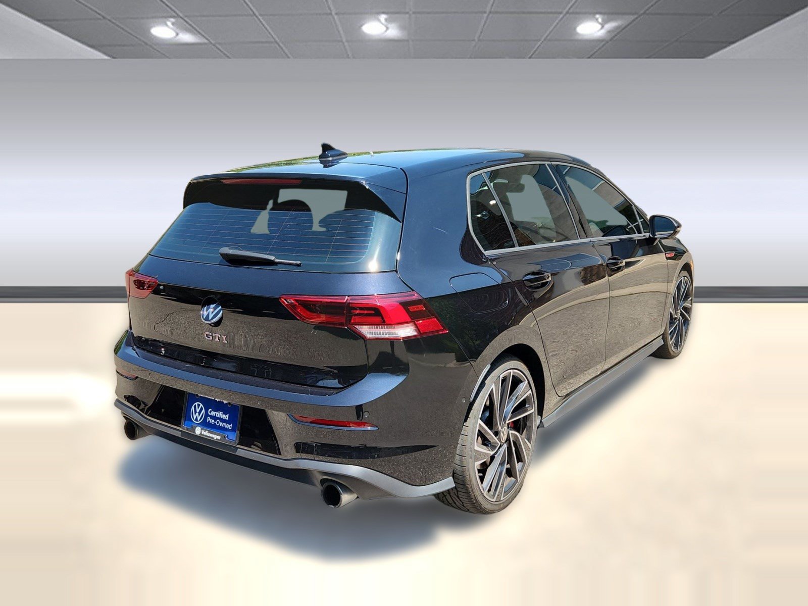 Used 2022 Volkswagen GTI Autobahn FWD image 9