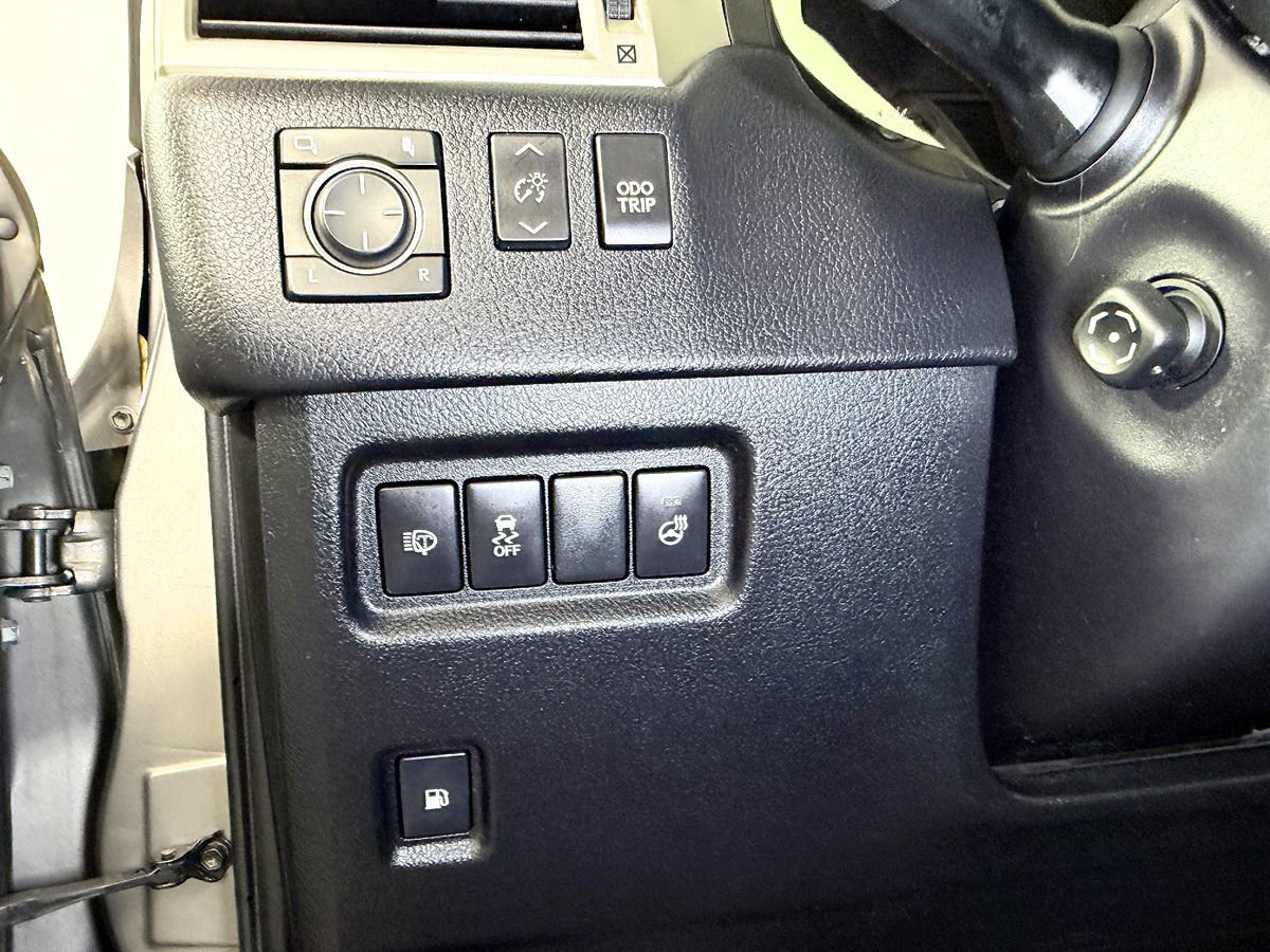 Used 2012 Lexus GX 460 Premium image 22