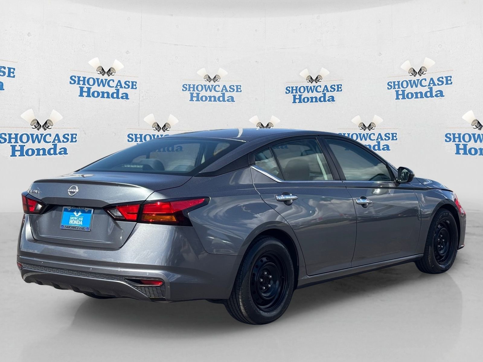 Used 2023 Nissan Altima 2.5 S image 8