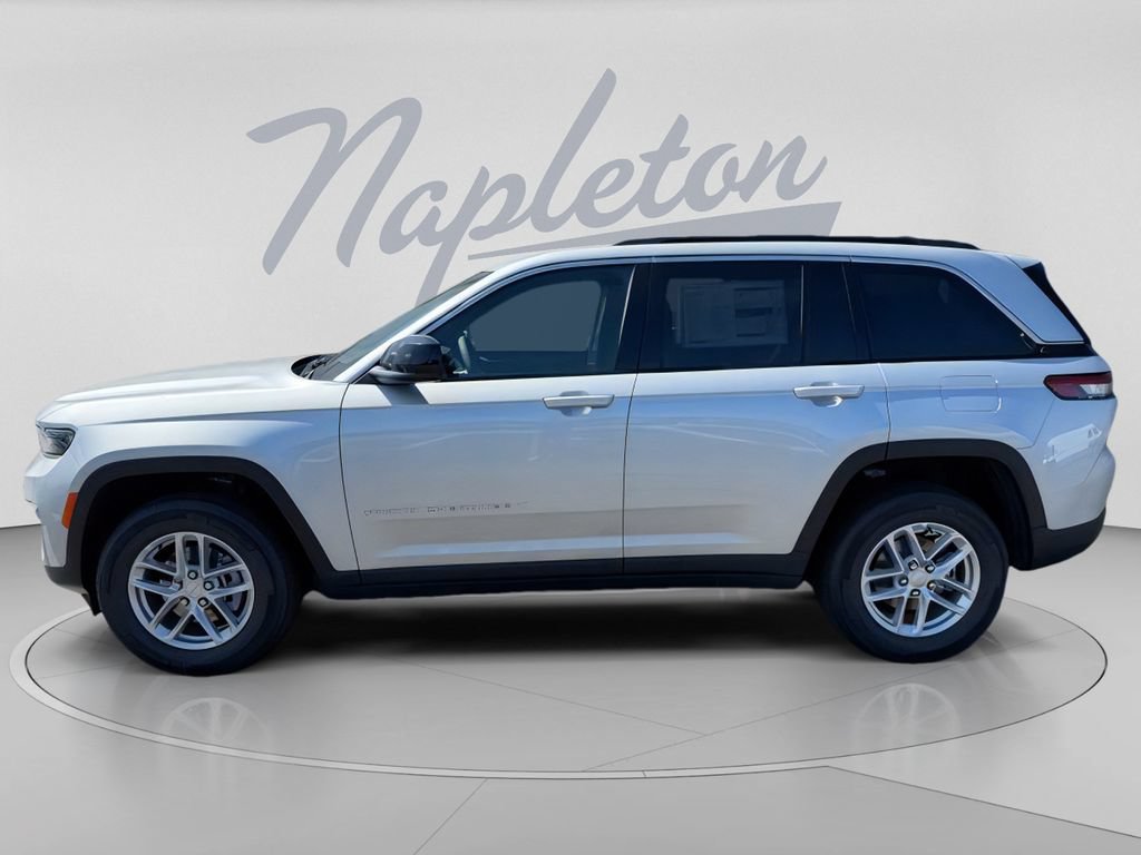 New 2026 Jeep Grand Cherokee Laredo X RWD image 6