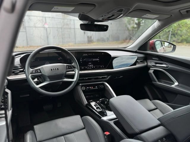 Certified 2025 Audi Q5 Premium w/ Premium Plus AWD/4WD image 17