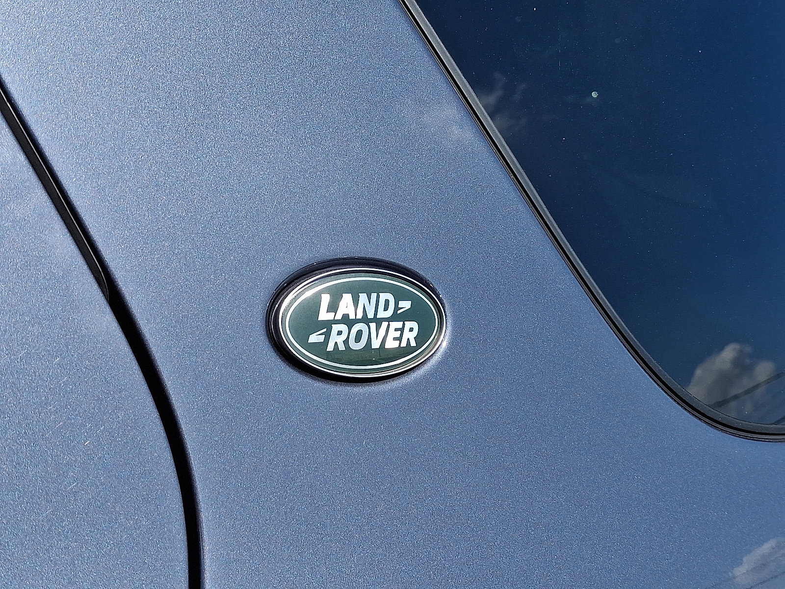 Certified 2025 Land Rover Discovery Sport S image 30