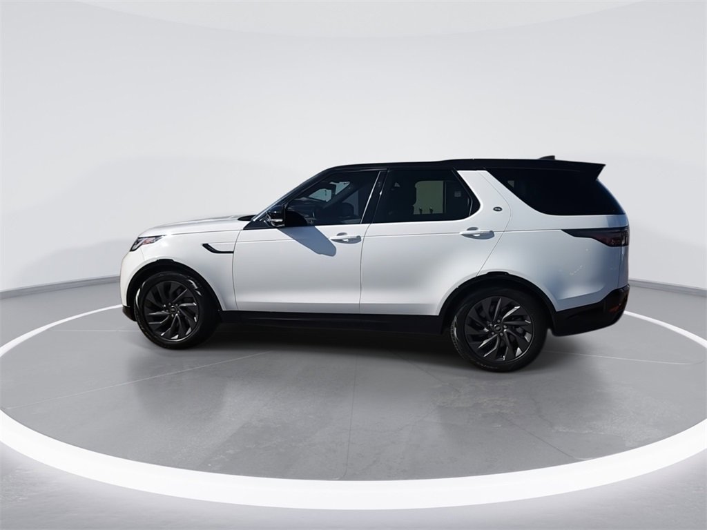 Used 2023 Land Rover Discovery S R-Dynamic image 6