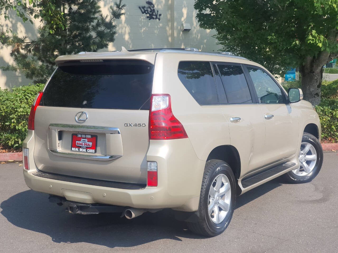 Used 2011 Lexus GX 460 image 5