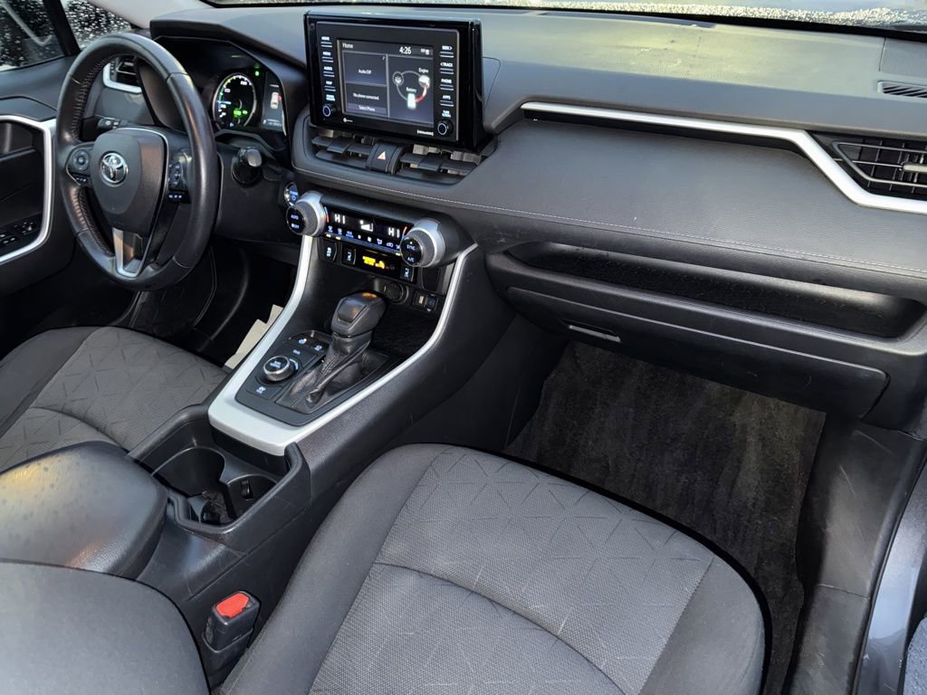 Certified 2020 Toyota RAV4 XLE image 17