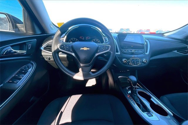 Used 2023 Chevrolet Malibu LT image 8