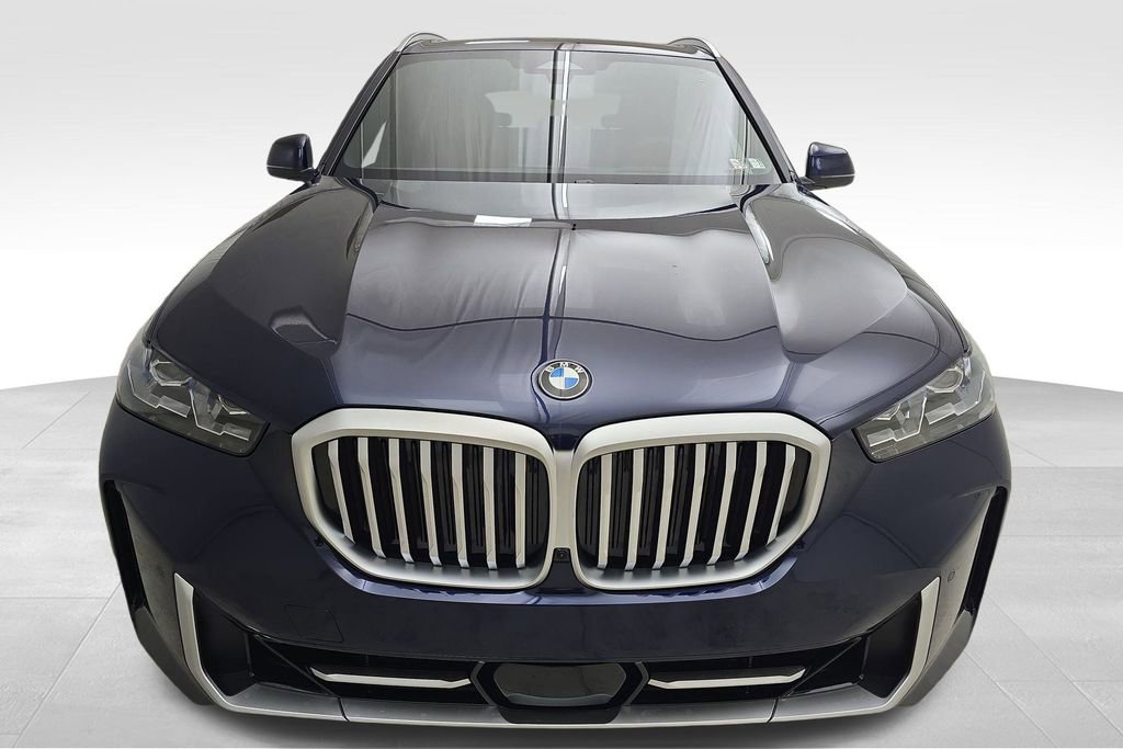 New 2026 BMW X5 xDrive40i w/ Climate Comfort Package AWD/4WD image 3