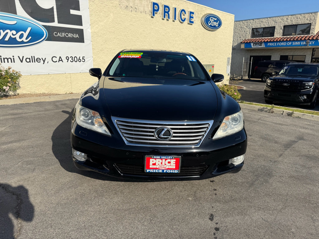 Used 2011 Lexus LS 460 w/ Comfort Pkg RWD image 2