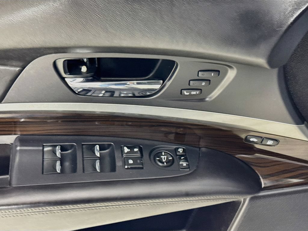 Used 2014 Acura RLX w/ Technology Package FWD image 22