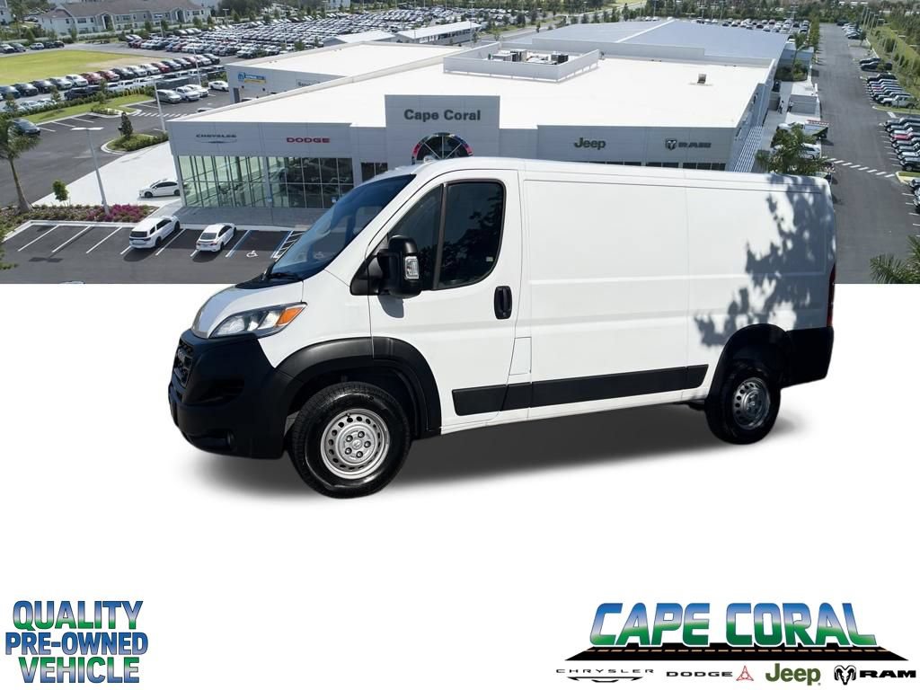 Used 2025 RAM ProMaster 2500 w/ Convenience Group FWD image 1