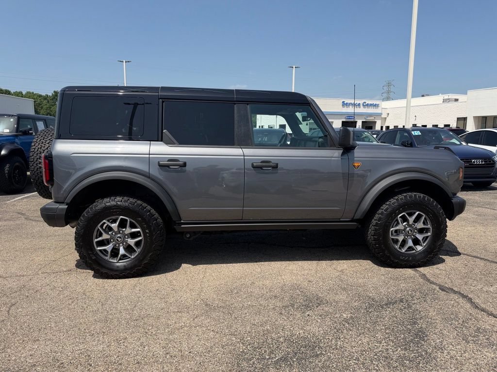 Used 2025 Ford Bronco Badlands AWD/4WD image 9