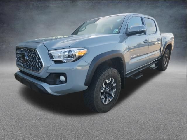 Used 2019 Toyota Tacoma TRD Off-Road AWD/4WD image 4