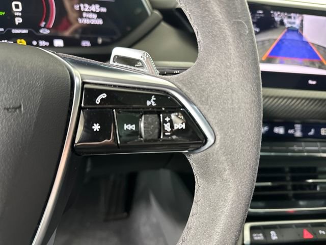 Used 2022 Audi e-tron GT Premium Plus image 16