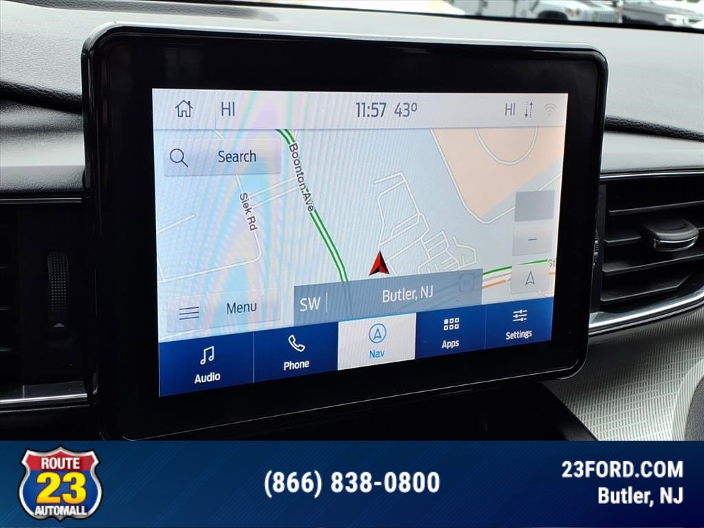 Used 2020 Ford Explorer XLT w/ Equipment Group 202A image 16