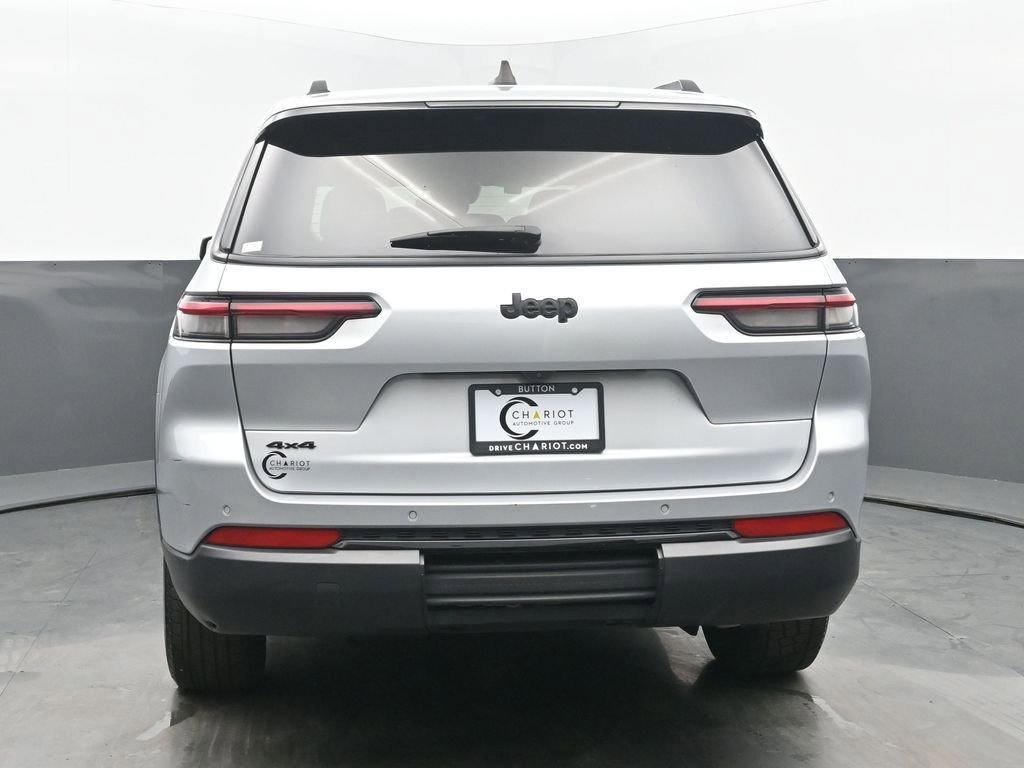 Used 2024 Jeep Grand Cherokee L Laredo image 5