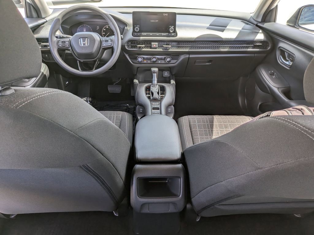 Used 2025 Honda HR-V LX image 14