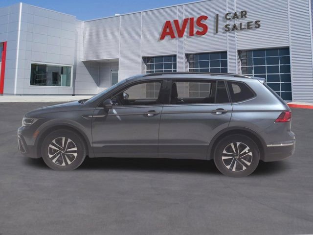 Used 2024 Volkswagen Tiguan S image 10