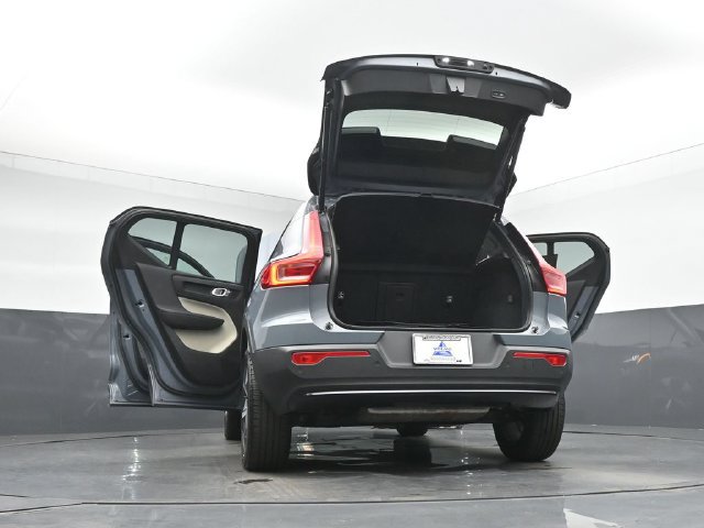 Used 2023 Volvo XC40 B5 Plus w/ Protection Package Premier AWD/4WD image 54