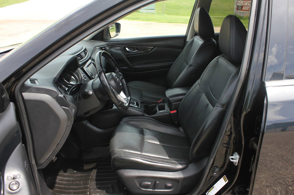 Used 2017 Nissan Rogue SL AWD/4WD image 30