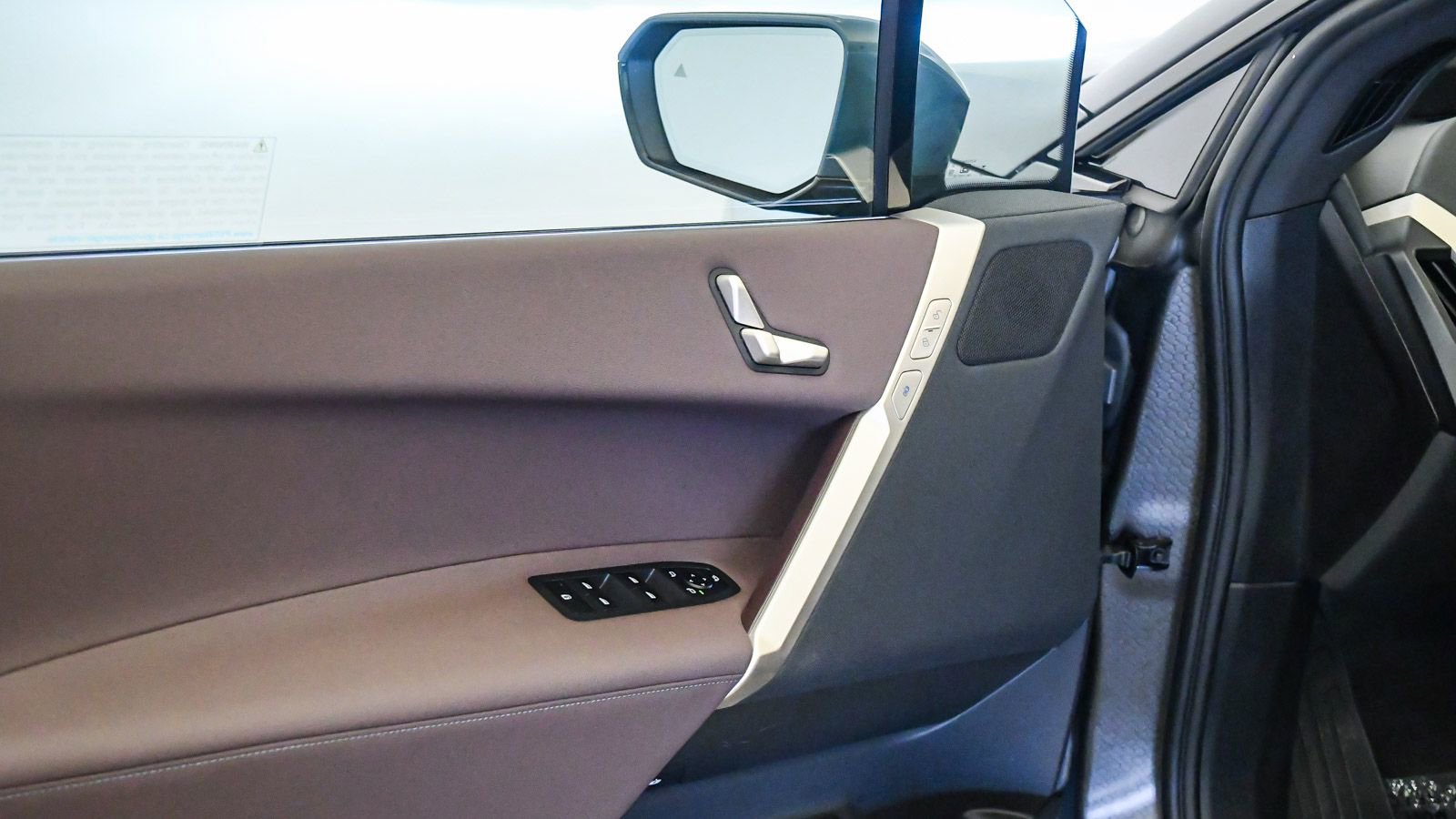 Certified 2023 BMW iX xDrive50 w/ Sport Package image 24