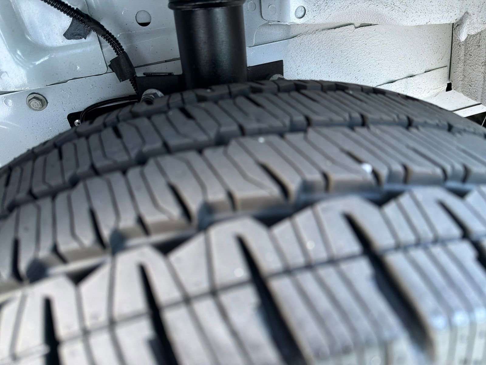 New 2026 Ford Transit 150 Low Roof RWD image 24