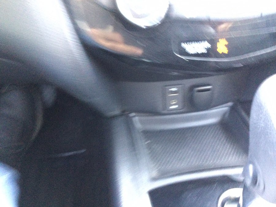 Used 2015 Nissan Rogue SV w/ SV Premium Package image 31