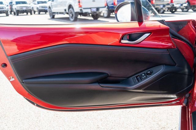 Used 2016 MAZDA MX-5 Miata Club w/ Brembo/BBS Package image 11