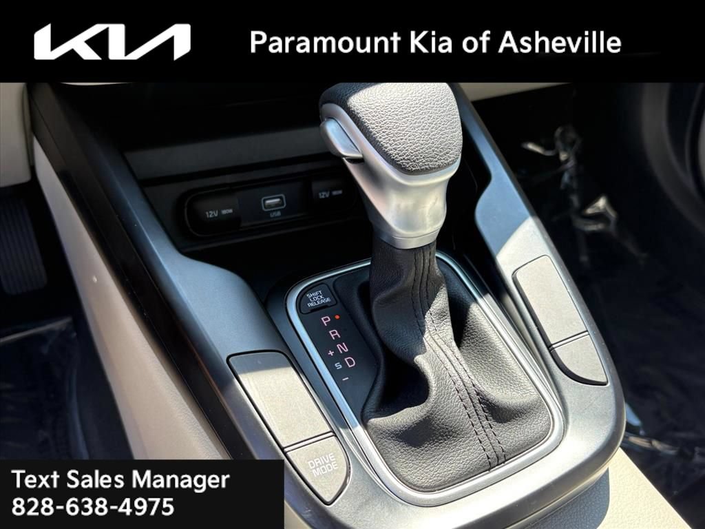 Used 2020 Kia Soul LX FWD image 27