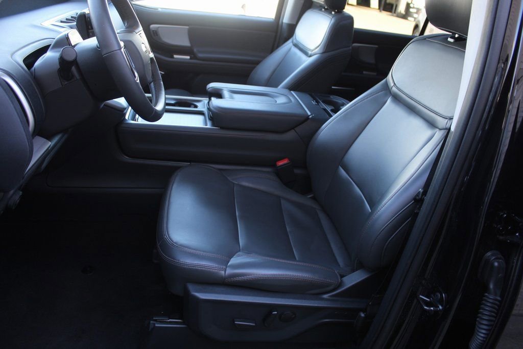 Used 2025 Ford Expedition Max Active image 13