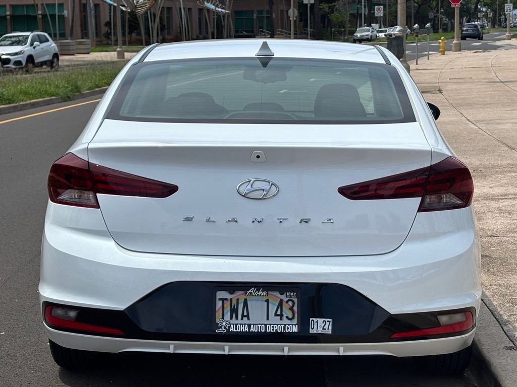 Used 2019 Hyundai Elantra Value Edition w/ Cargo Package FWD image 4