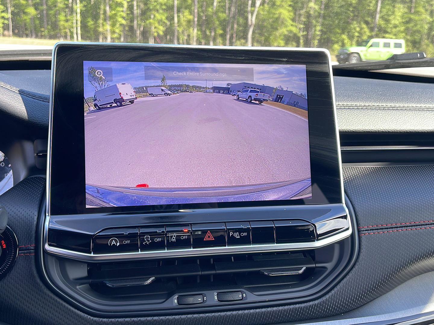 New 2026 Jeep Compass Trailhawk image 18