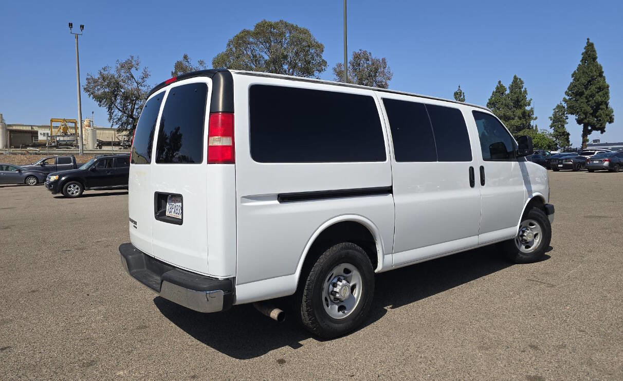 Used 2013 Chevrolet Express 2500 LS w/ Power Package RWD image 2