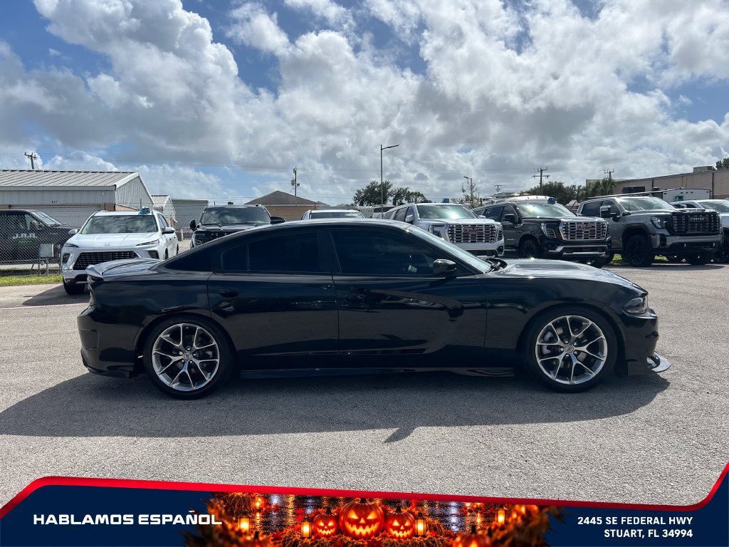 Used 2022 Dodge Charger GT w/ Navigation & Travel Group RWD image 8