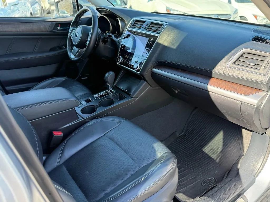 Used 2019 Subaru Outback 2.5i Limited AWD/4WD image 21