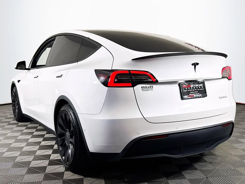 Used 2022 Tesla Model Y Performance image 5