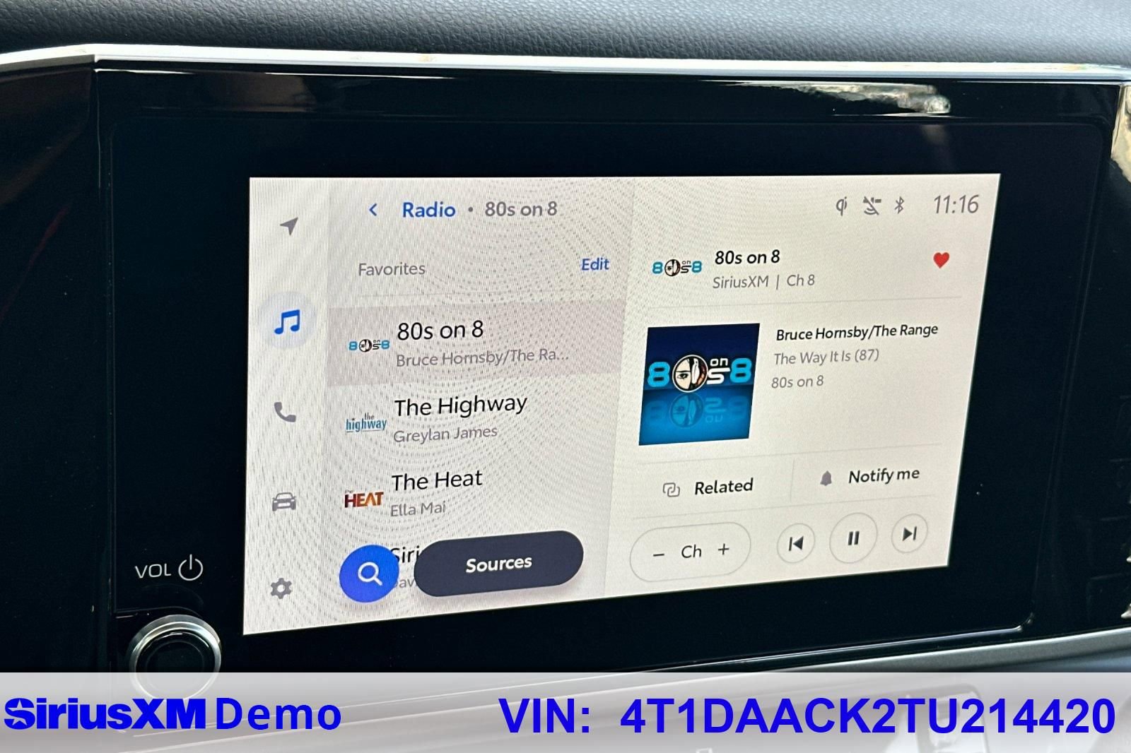 Used 2026 Toyota Camry SE image 35