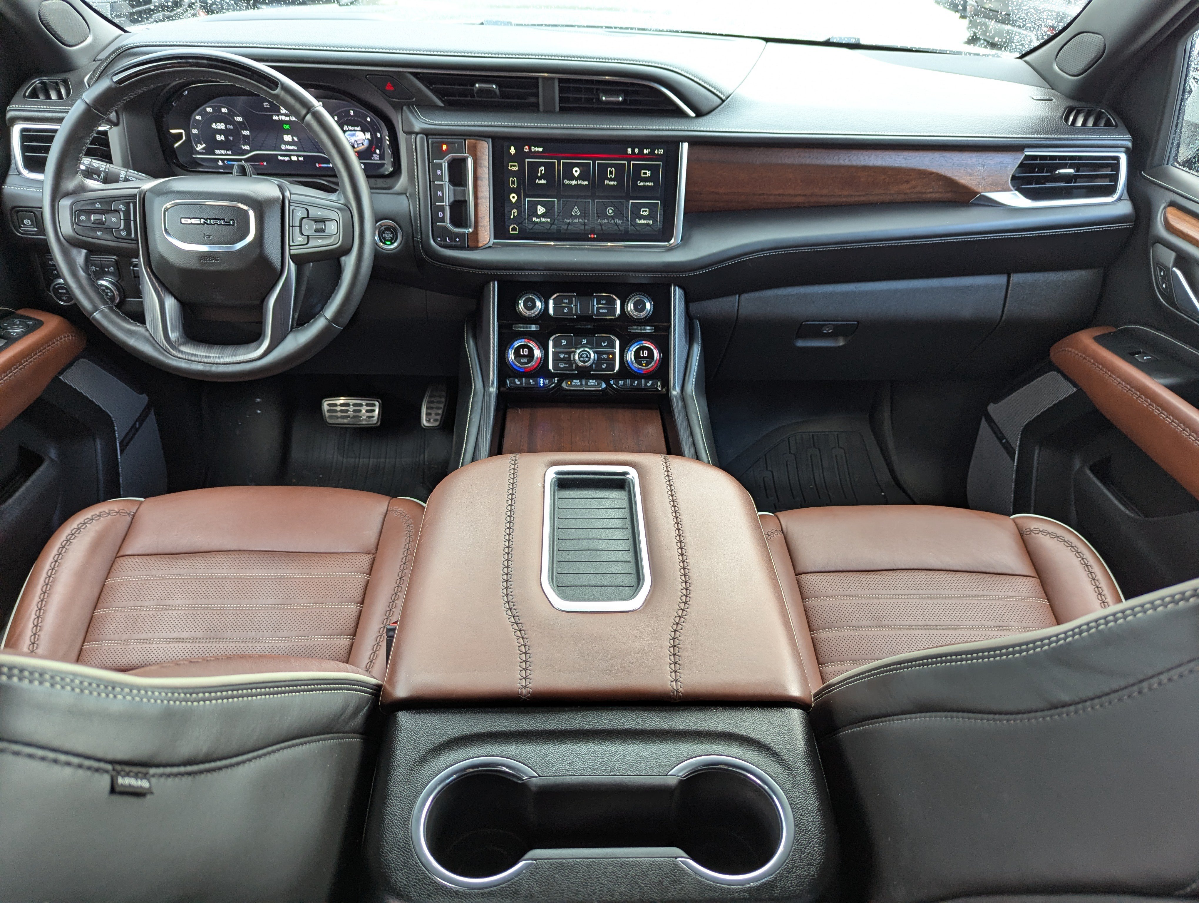 Certified 2023 GMC Yukon Denali Ultimate w/ LPO, Floor Liner Package AWD/4WD image 13