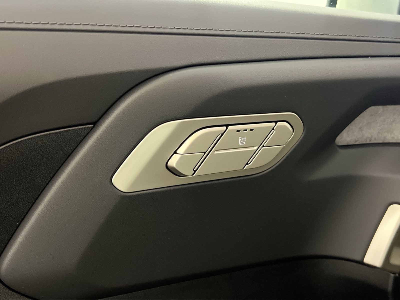 Used 2027 Kia Telluride S FWD image 33