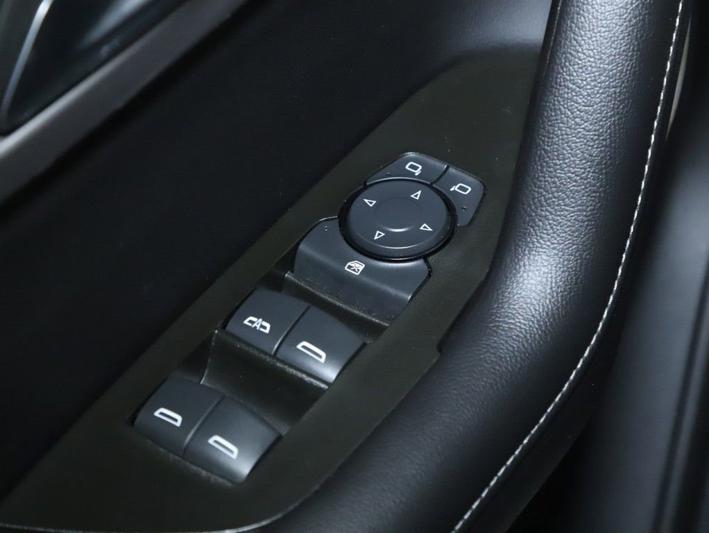 Used 2024 Chevrolet Blazer LT image 16