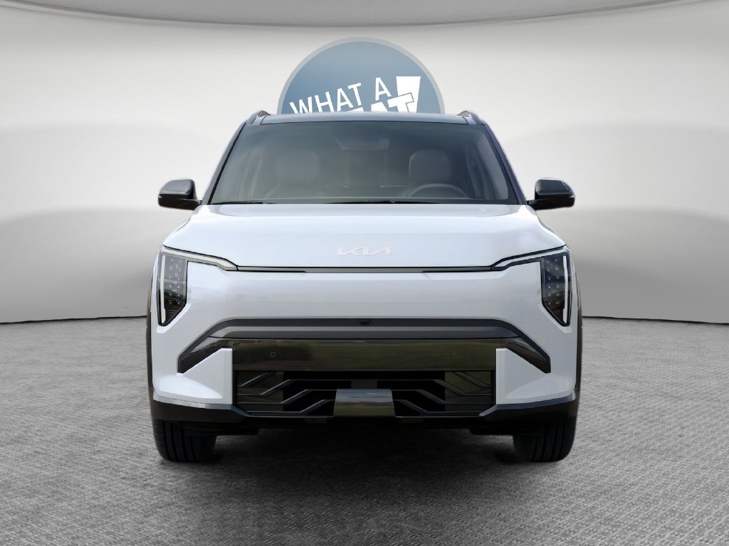New 2027 Kia EV3 GT-Line AWD/4WD image 2