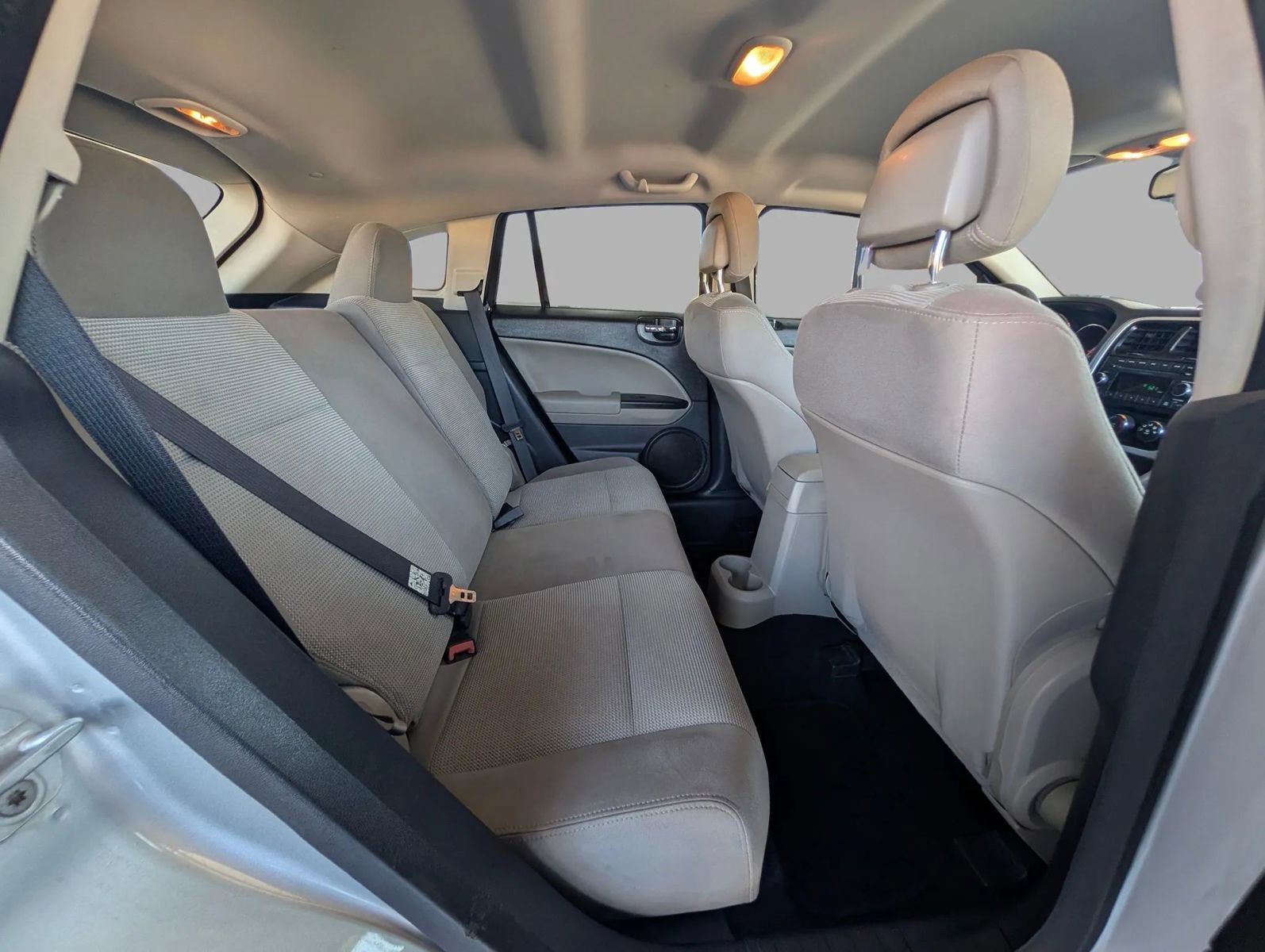 Used 2010 Dodge Caliber SXT FWD image 25