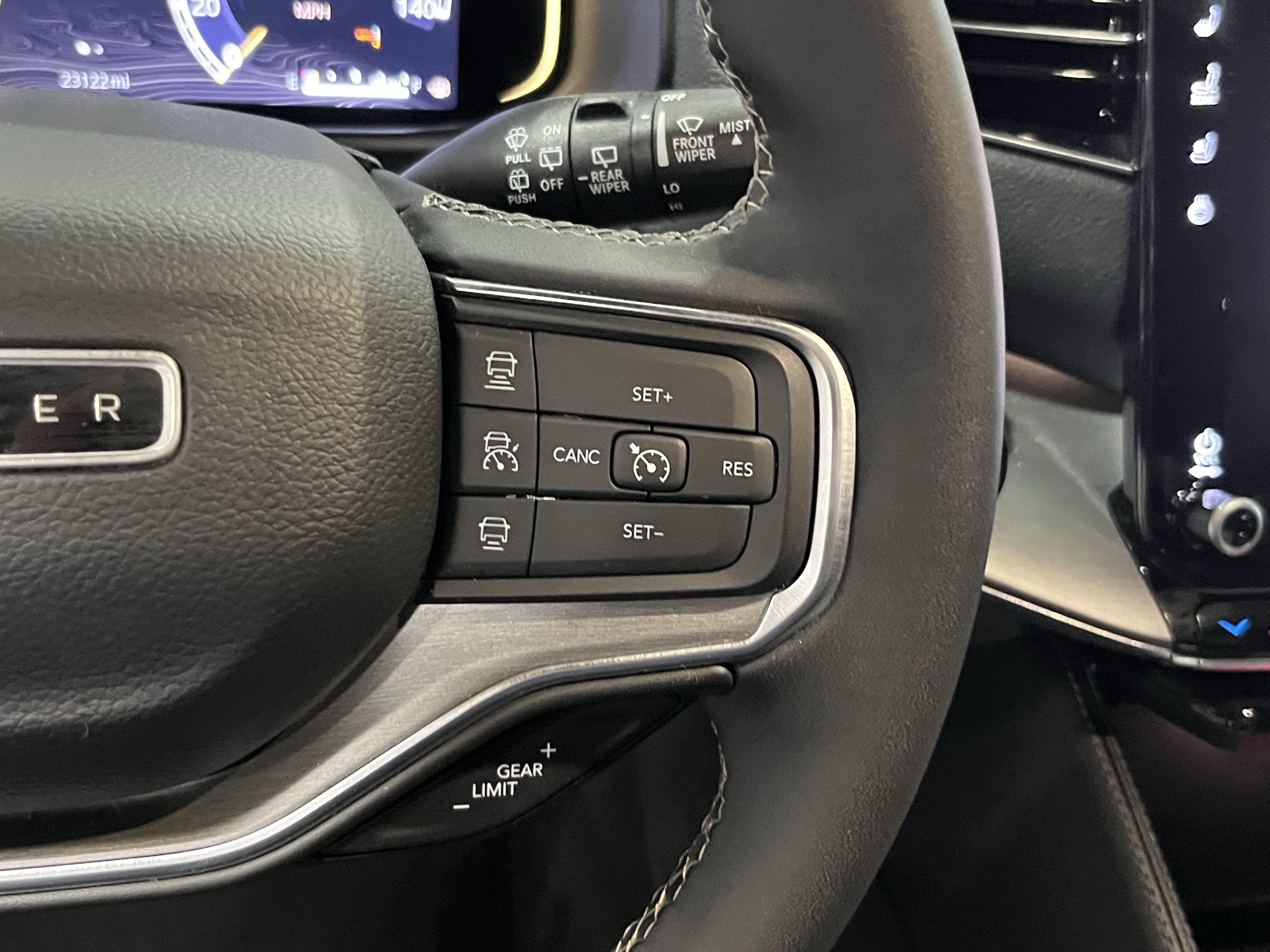 Used 2024 Jeep Wagoneer Series II w/ Convenience Group I image 24