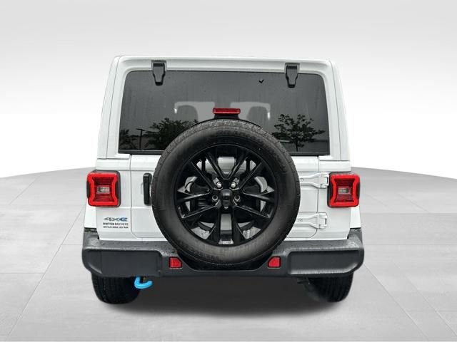 Used 2024 Jeep Wrangler Unlimited Sahara w/ Technology Group image 7