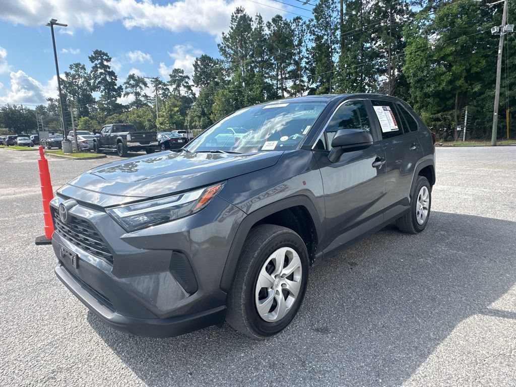 Used 2025 Toyota RAV4 LE FWD image 3