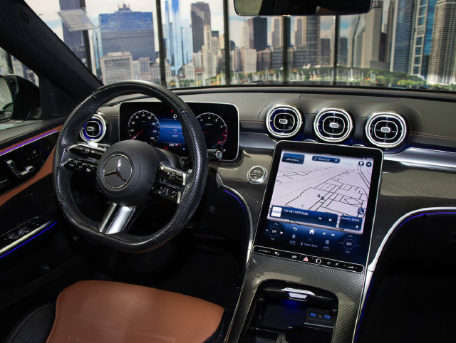 Certified 2023 Mercedes-Benz C 300 4MATIC Sedan image 16
