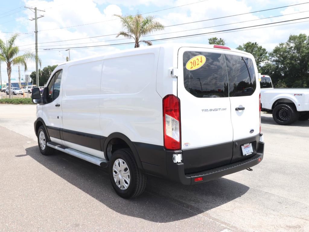 Used 2024 Ford Transit 250 Low Roof w/ Exterior Upgrade Package RWD image 10